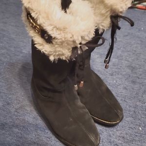 Michael kors furry boots